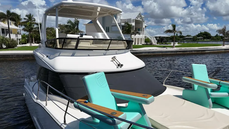 Slide: The Image of Carver Yachts C40 2017 - 8