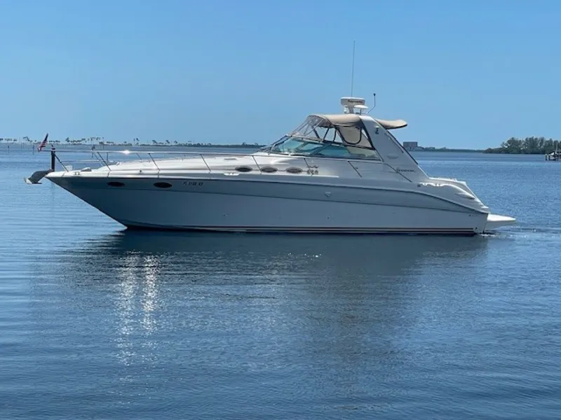 The Image of Sea Ray 370 Sundancer 1998 - 0