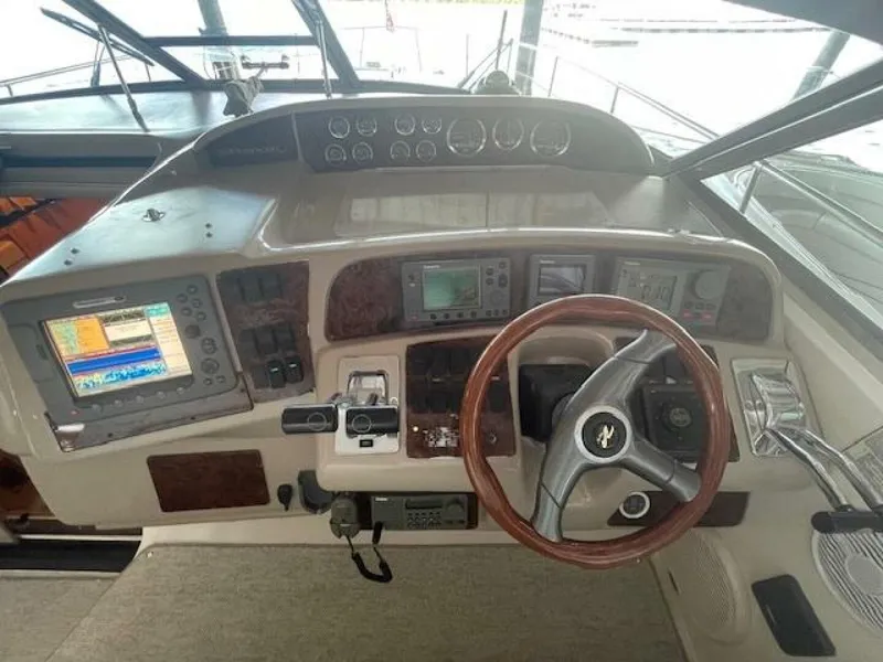 Slide: The Image of Sea Ray 370 Sundancer 1998 - 15