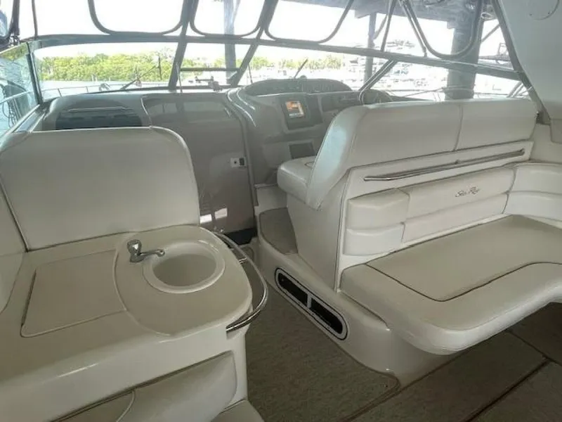 Slide: The Image of Sea Ray 370 Sundancer 1998 - 18