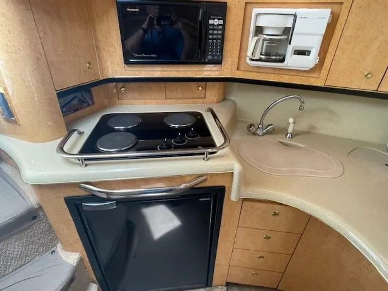 Slide: The Image of Sea Ray 370 Sundancer 1998 - 44