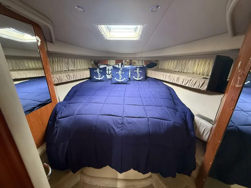 Slide: The Image of Sea Ray 410 Sundancer 2001 - 12