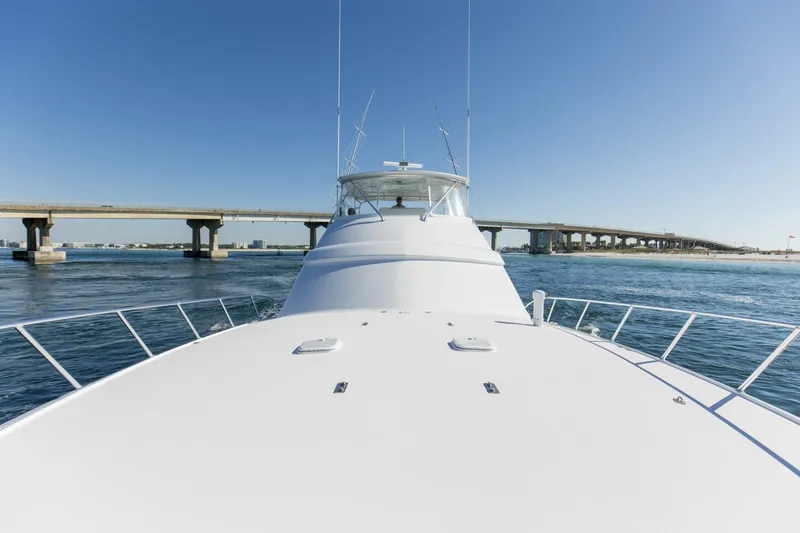 Slide: The Image of Hatteras 60 Convertible 2008 - 36
