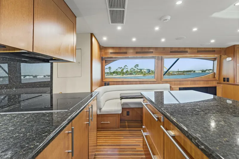 Slide: The Image of Hatteras 60 Convertible 2008 - 8