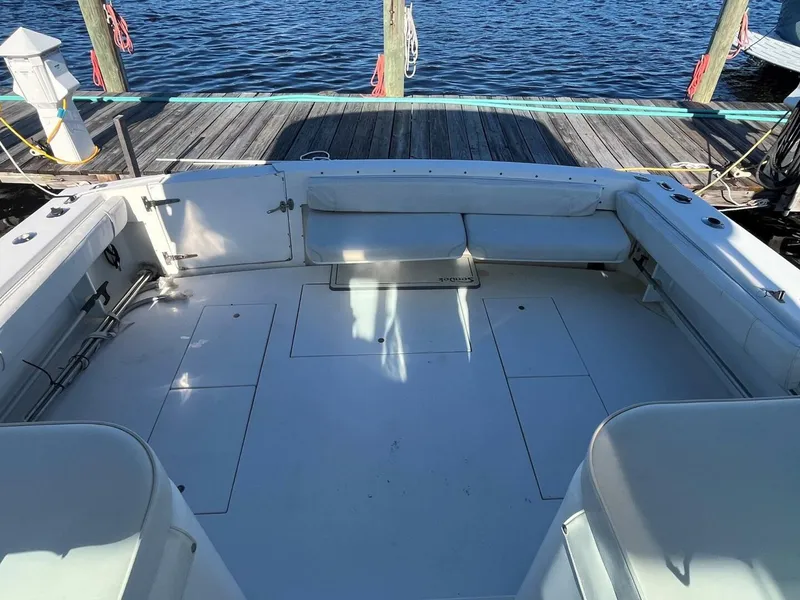 Slide: The Image of Wellcraft 330 Coastal 2001 - 8