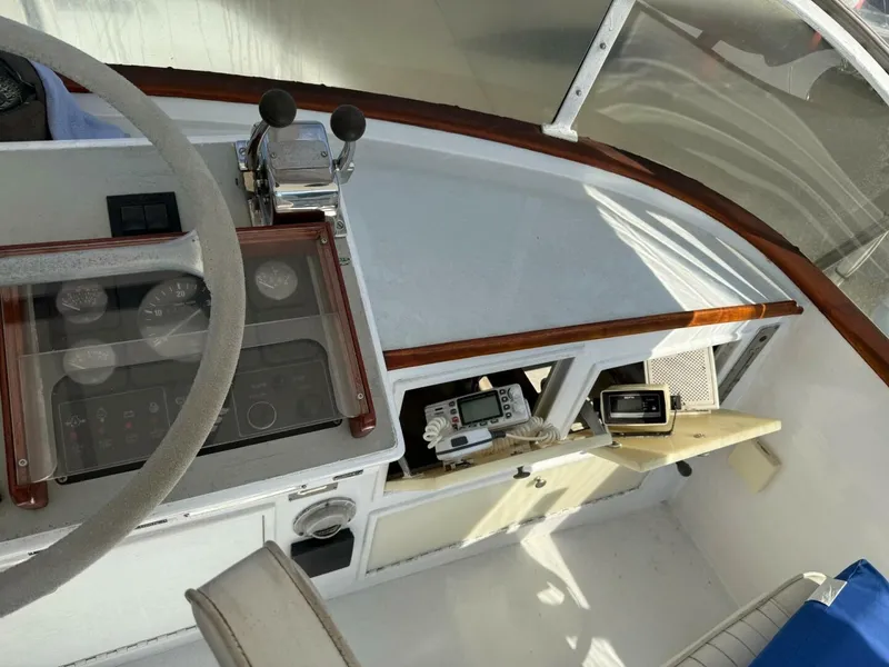Slide: The Image of Custom 42’ Flybridge Cruiser 1967 - 16