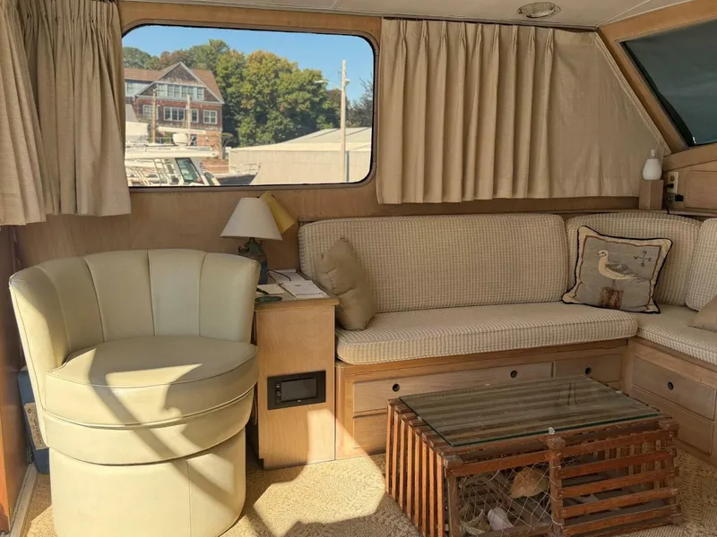 Slide: The Image of Custom 42’ Flybridge Cruiser 1967 - 22