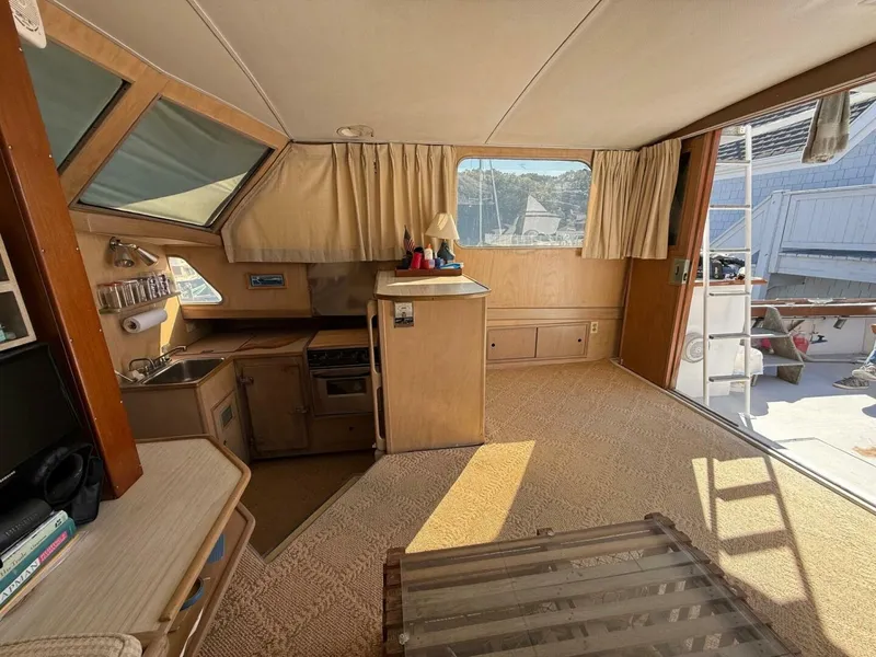 Slide: The Image of Custom 42’ Flybridge Cruiser 1967 - 24