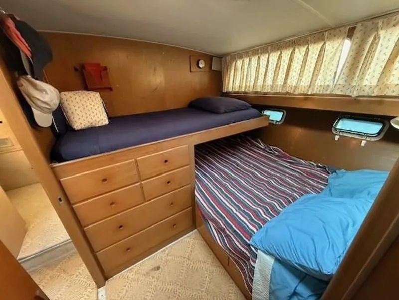Slide: The Image of Custom 42’ Flybridge Cruiser 1967 - 29