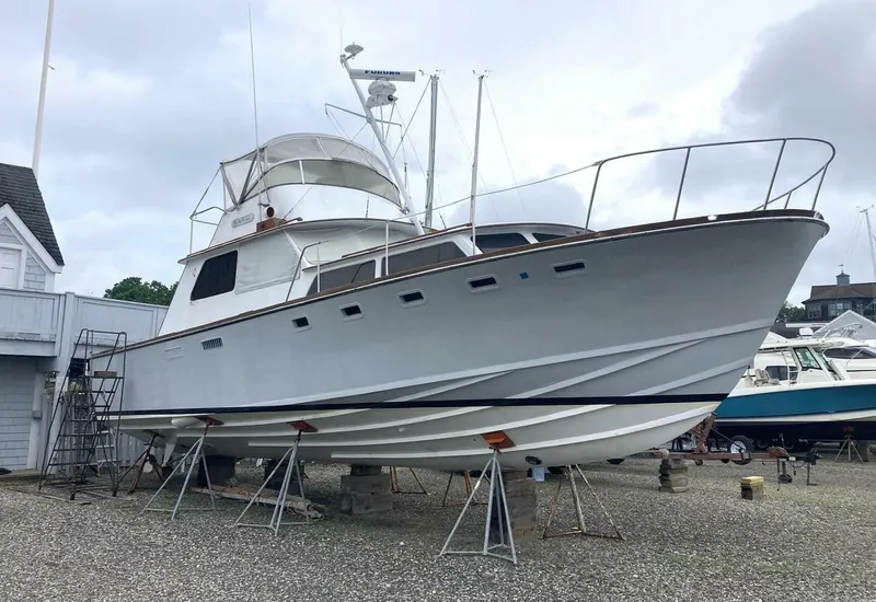 Slide: The Image of Custom 42’ Flybridge Cruiser 1967 - 3