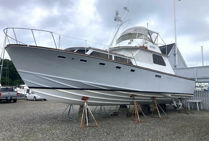 Slide: The Image of Custom 42’ Flybridge Cruiser 1967 - 4