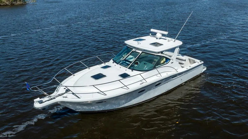 Slide: The Image of Tiara 3200 Open 2005 - 24