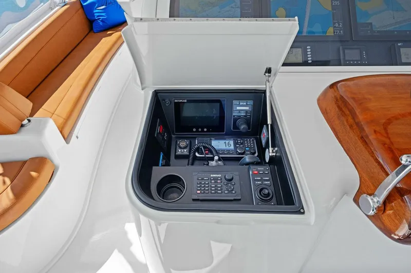 Slide: The Image of Viking 82 Convertible 2012 - 84