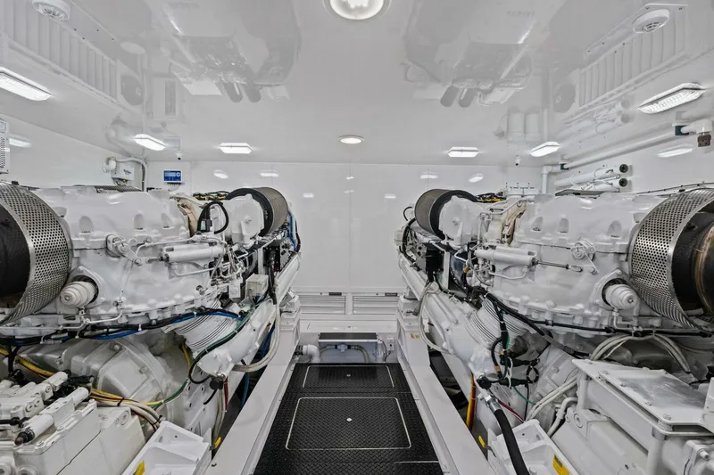 Slide: The Image of Viking 82 Convertible 2012 - 93