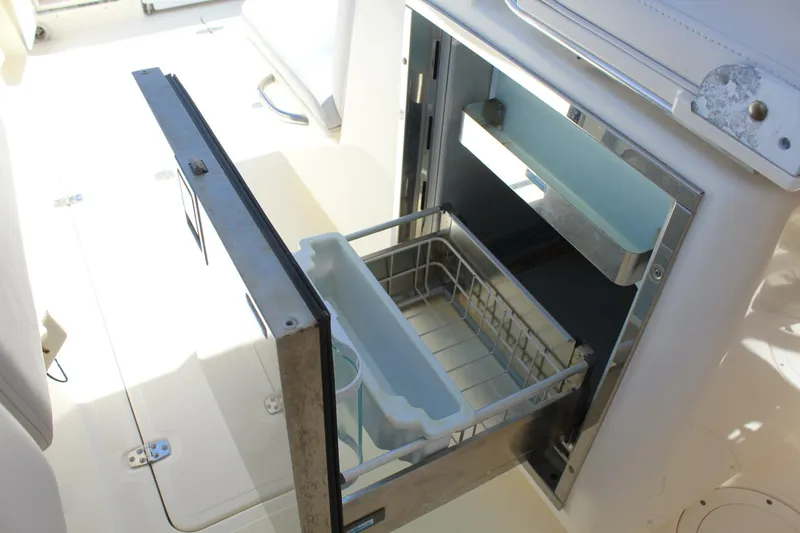 Slide: The Image of Pursuit 3100 Sport 2008 - 13