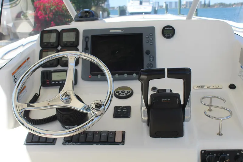 Slide: The Image of Pursuit 3100 Sport 2008 - 19