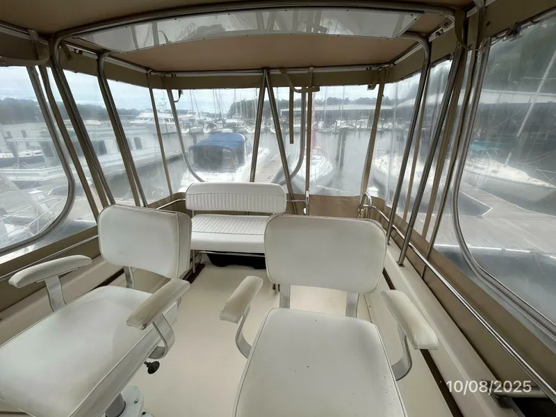 Slide: The Image of Sabreline Sedan Flybridge 1994 - 15