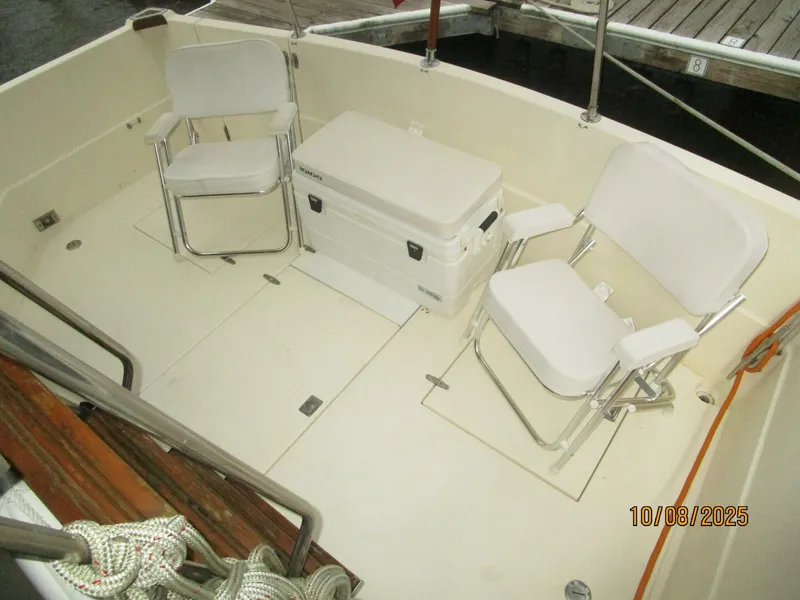 Slide: The Image of Sabreline Sedan Flybridge 1994 - 24