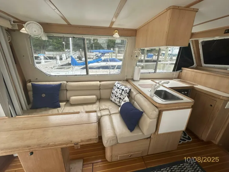 Slide: The Image of Sabreline Sedan Flybridge 1994 - 32