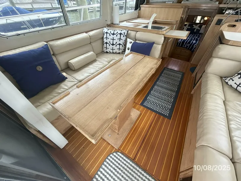 Slide: The Image of Sabreline Sedan Flybridge 1994 - 40