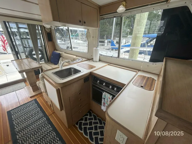 Slide: The Image of Sabreline Sedan Flybridge 1994 - 43