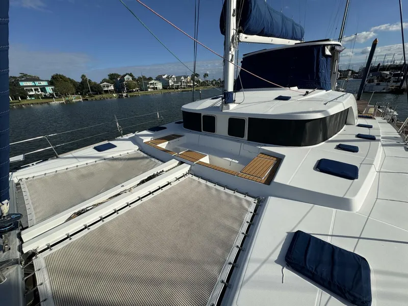 Slide: The Image of Lagoon 440 2006 - 6