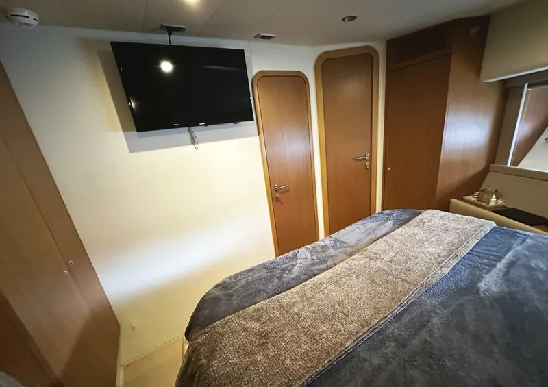 Slide: The Image of Ferretti 530 2014 - 33