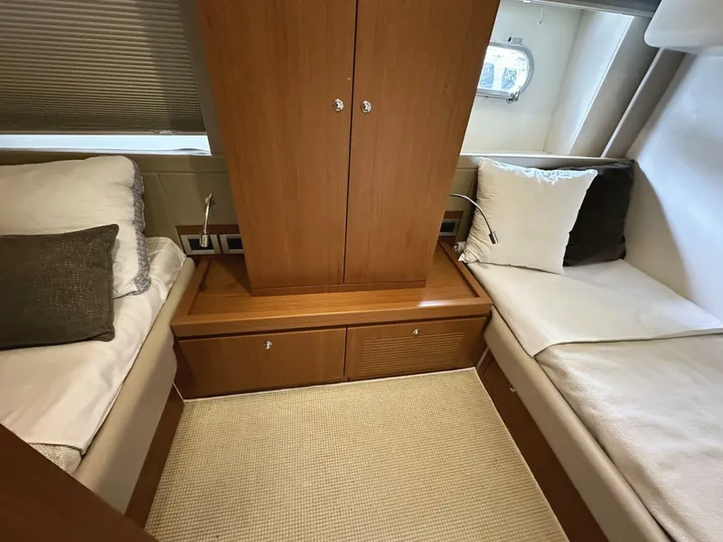 Slide: The Image of Ferretti 530 2014 - 36