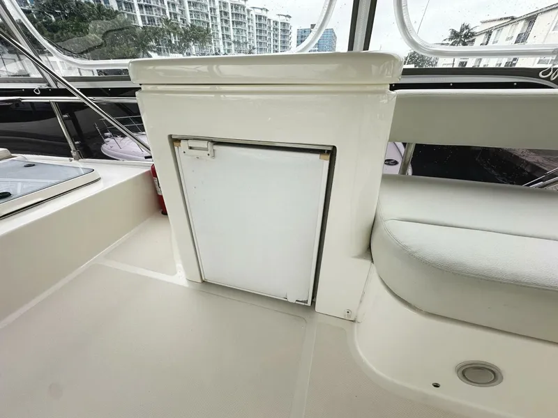 Slide: The Image of Ferretti 530 2014 - 42