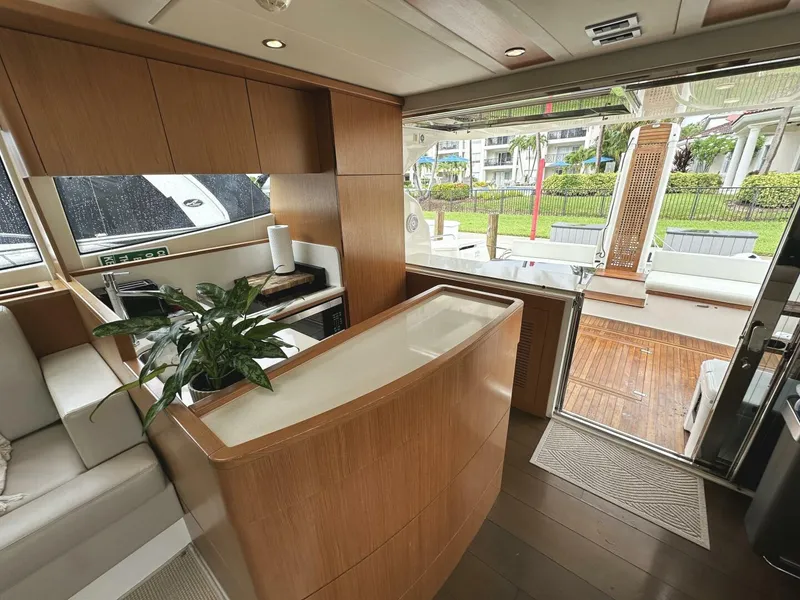 Slide: The Image of Ferretti 530 2014 - 6