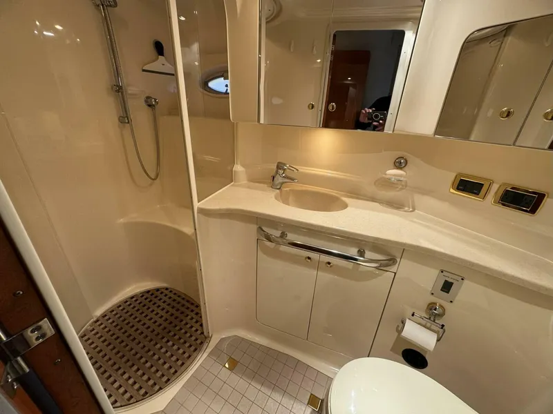 Slide: The Image of Sea Ray 510 Sundancer 2001 - 37