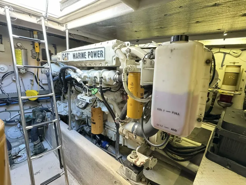 Slide: The Image of Sea Ray 510 Sundancer 2001 - 40