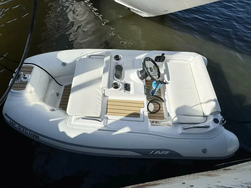 Slide: The Image of Sea Ray 510 Sundancer 2001 - 51