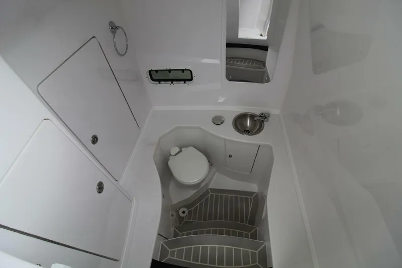 Slide: The Image of Intrepid Nomad SE 2024 - 20