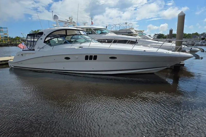 The Image of Sea Ray 44 Sundancer 2007 - 0