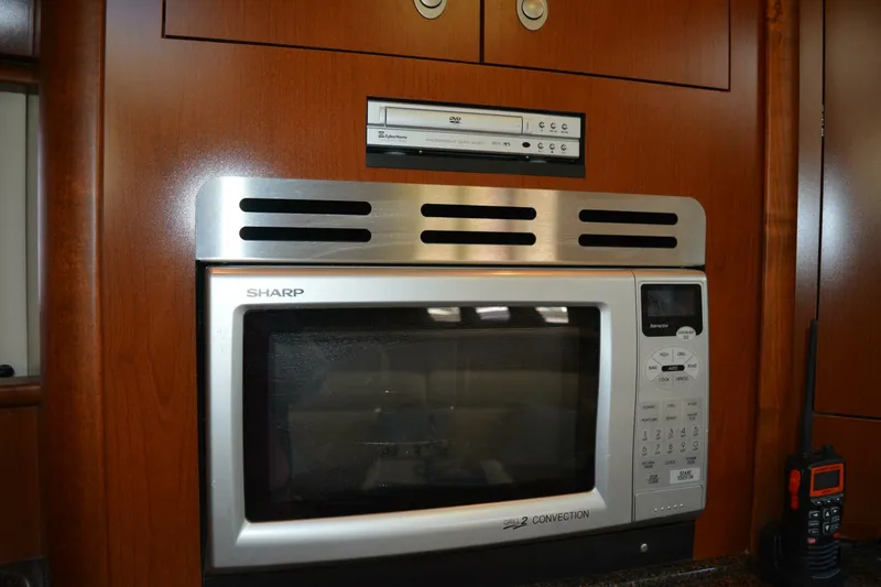 Slide: The Image of Sea Ray 44 Sundancer 2007 - 100