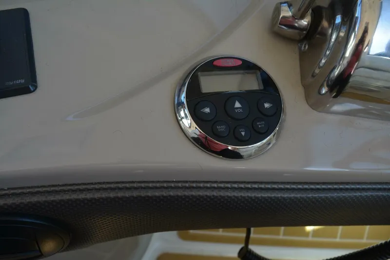 Slide: The Image of Sea Ray 44 Sundancer 2007 - 60