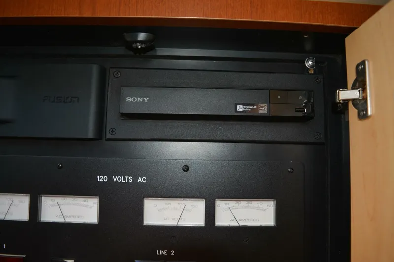 Slide: The Image of Sea Ray 44 Sundancer 2007 - 69