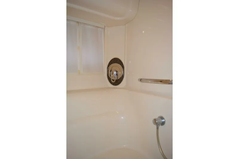 Slide: The Image of Sea Ray 44 Sundancer 2007 - 84