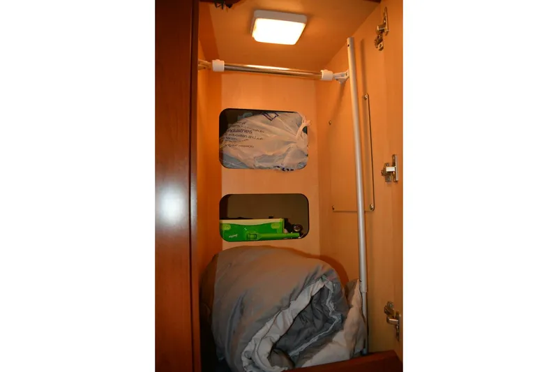Slide: The Image of Sea Ray 44 Sundancer 2007 - 90