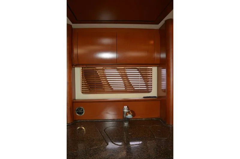 Slide: The Image of Sea Ray 44 Sundancer 2007 - 94