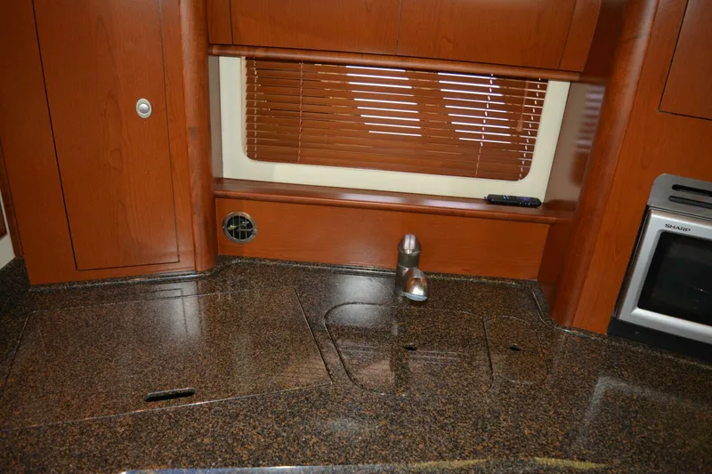 Slide: The Image of Sea Ray 44 Sundancer 2007 - 95