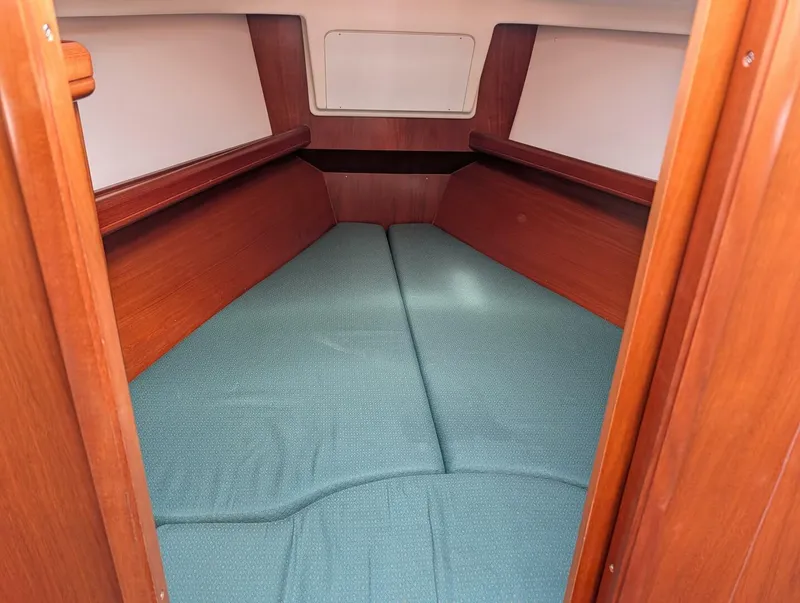 Slide: The Image of Beneteau Oceanis 331 2001 - 11