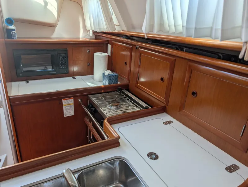 Slide: The Image of Beneteau Oceanis 331 2001 - 6
