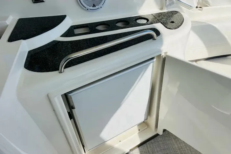 Slide: The Image of Cruisers 420 Express 2006 - 10