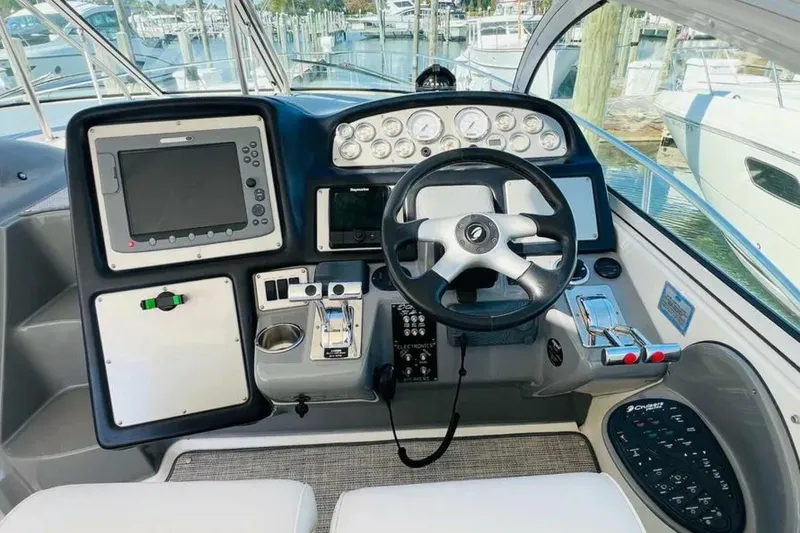 Slide: The Image of Cruisers 420 Express 2006 - 13