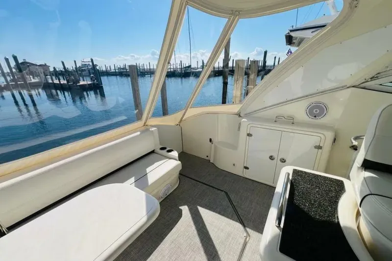 Slide: The Image of Cruisers 420 Express 2006 - 9