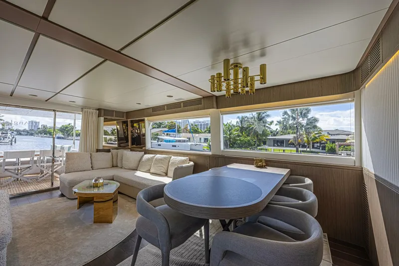 Slide: The Image of Azimut Magellano 66 2022 - 3