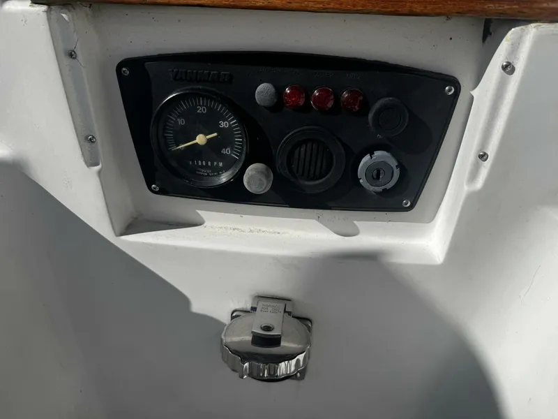 Slide: The Image of Hunter 1984 - 11