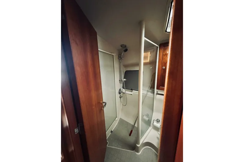 Slide: The Image of Riviera 40 2000 - 10